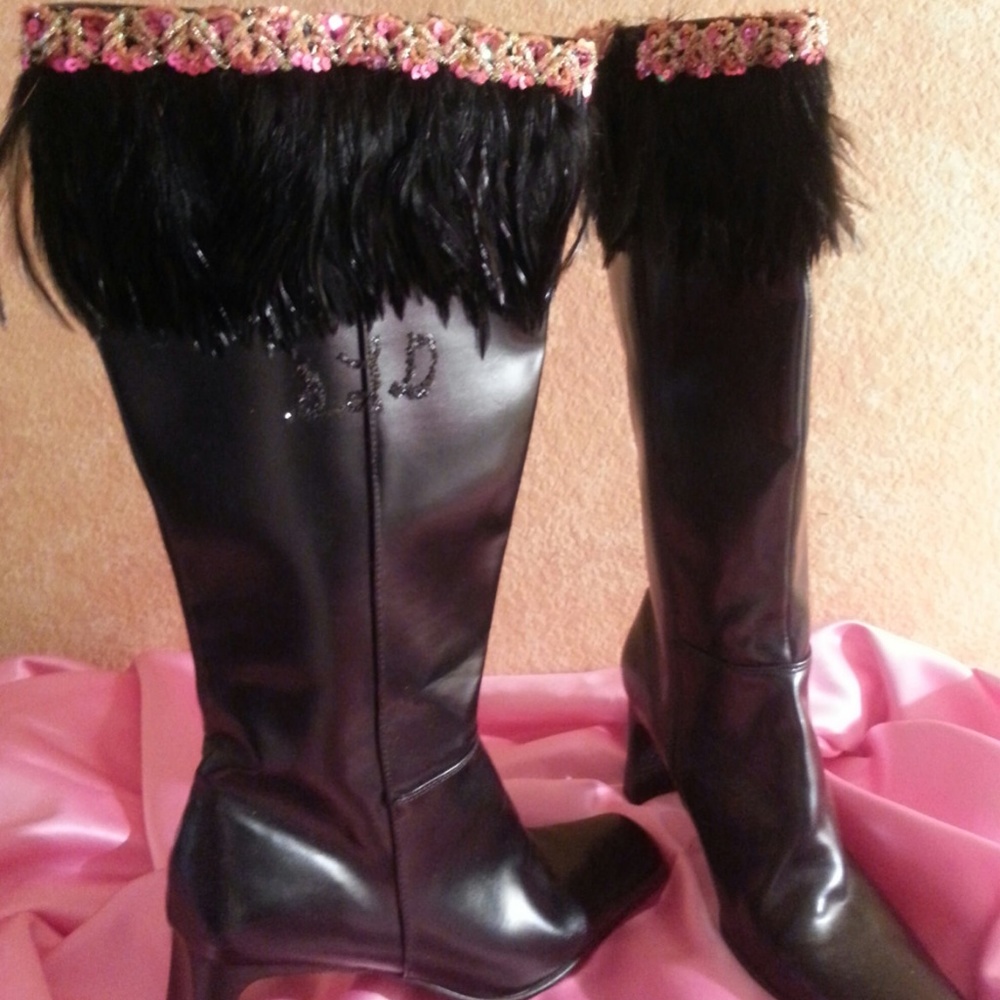 Black Fuchsia Gold Sequin Feather Plume Jack Boots